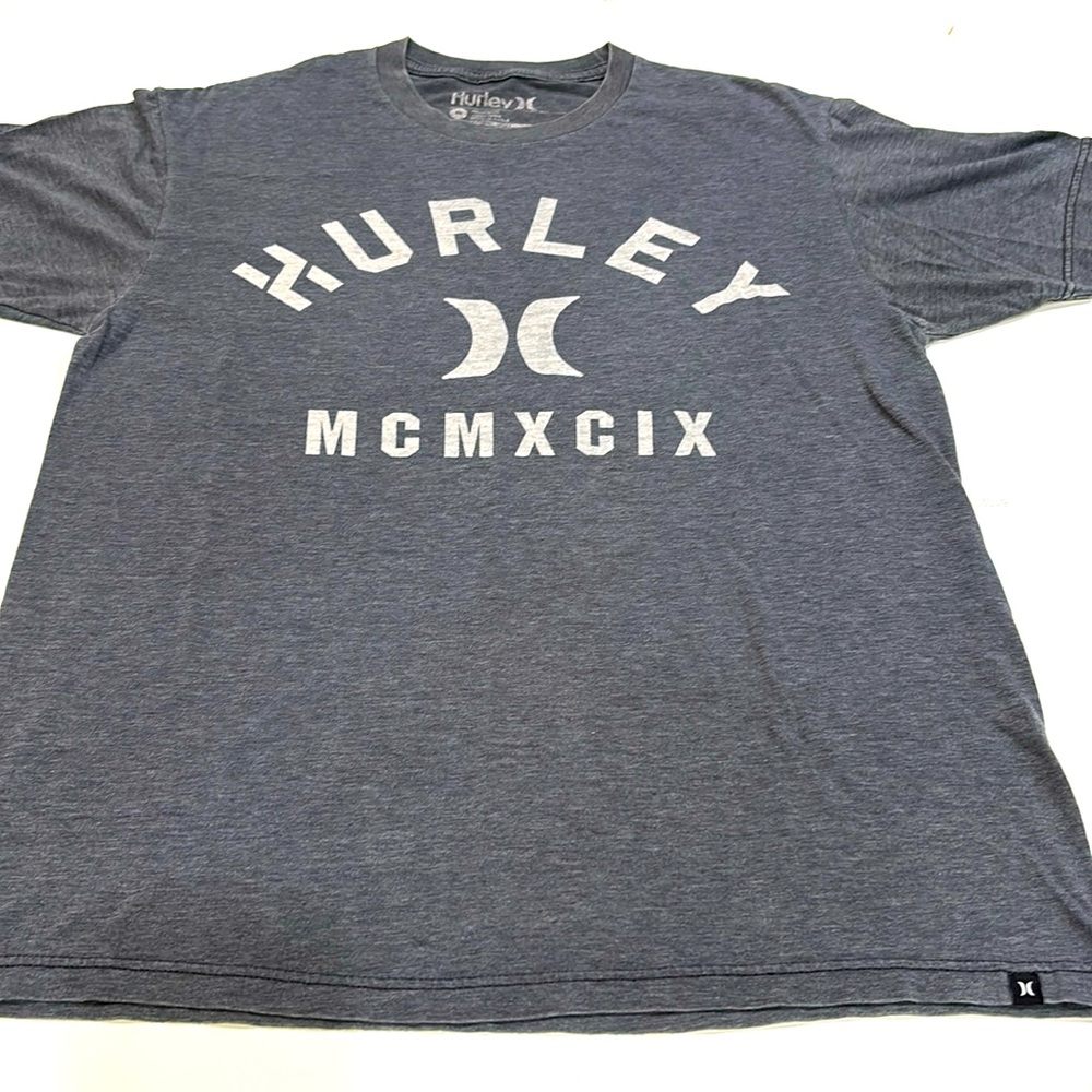 New without tags Hurley’s men’s T-shirt size medium gray